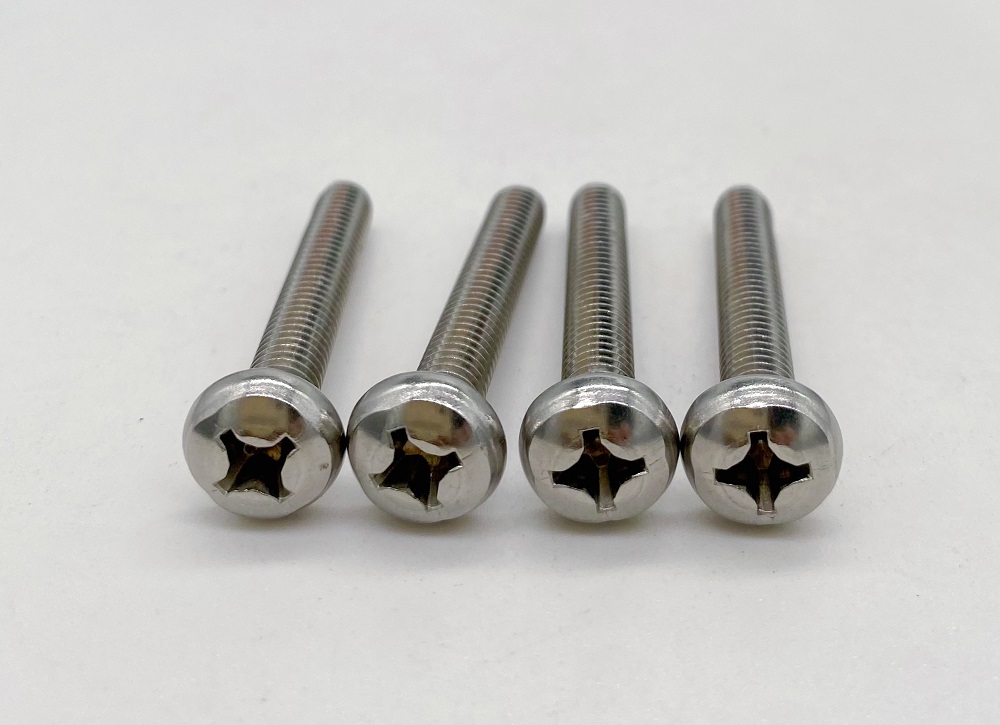 How to install and use din7985 Cross Recessed Pan Head Screw correctly?